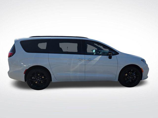 2026 Chrysler Pacifica PACIFICA LIMITED AWD