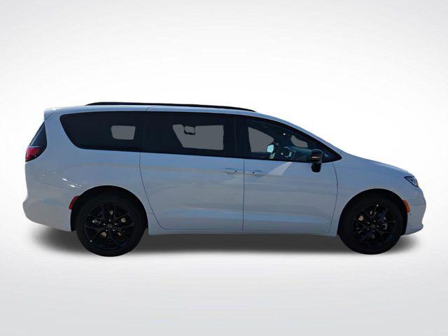 2026 Chrysler Pacifica PACIFICA LIMITED AWD