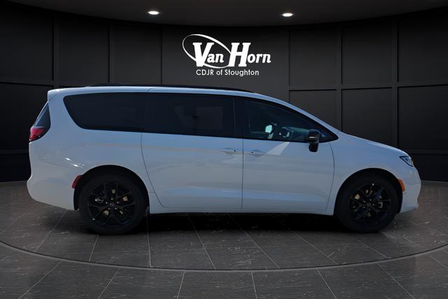 2026 Chrysler Pacifica PACIFICA LIMITED AWD