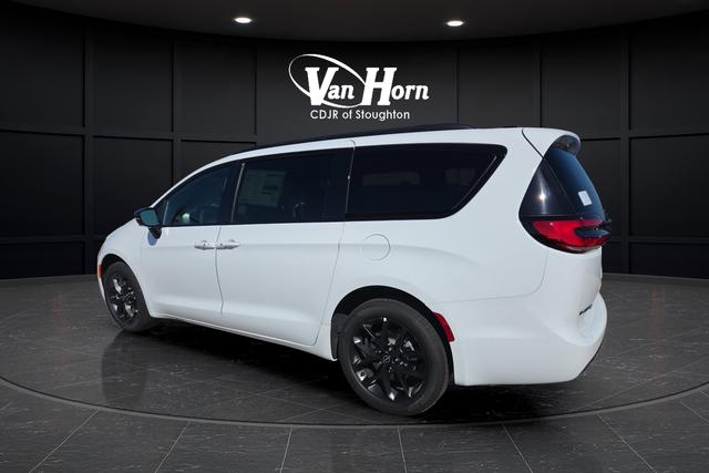 2026 Chrysler Pacifica PACIFICA LIMITED AWD