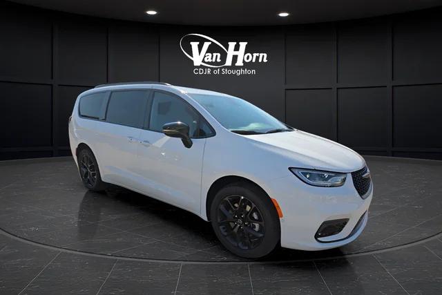 2026 Chrysler Pacifica PACIFICA LIMITED AWD