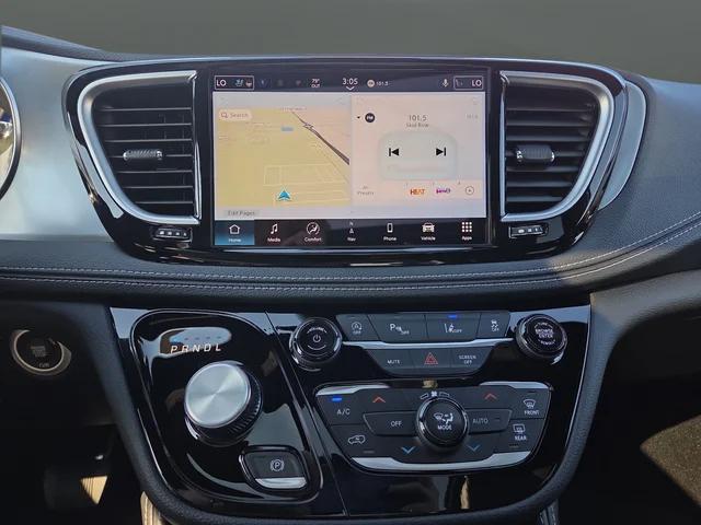 2026 Chrysler Pacifica Limited AWD