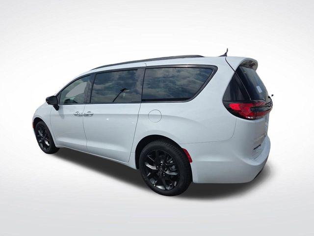 2026 Chrysler Pacifica PACIFICA LIMITED AWD