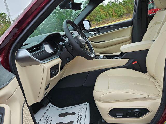 2025 Jeep Grand Cherokee Limited 4x2