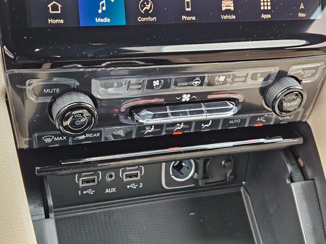 2025 Jeep Grand Cherokee Limited 4x2