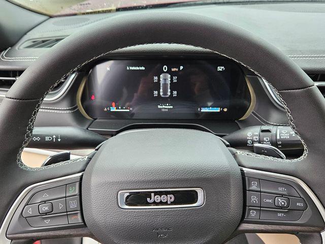 2025 Jeep Grand Cherokee Limited 4x2