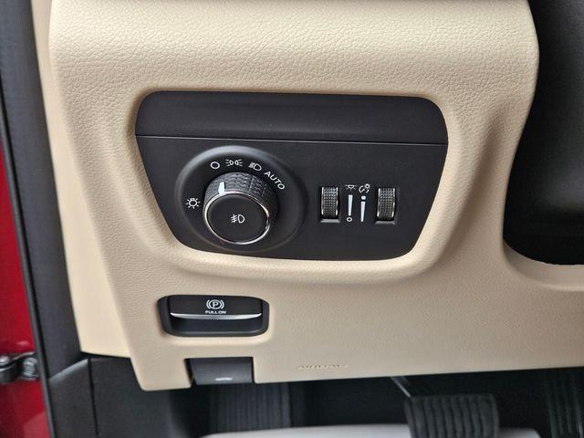2025 Jeep Grand Cherokee Limited 4x2