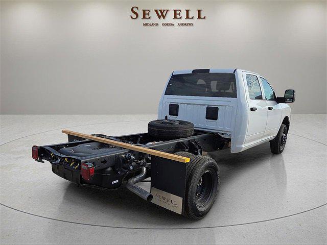 2026 RAM Ram 3500 Chassis Cab RAM 3500 TRADESMAN CREW CAB CHASSIS 4X4 60 CA