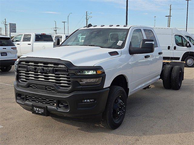 2026 RAM Ram 3500 Chassis Cab RAM 3500 TRADESMAN CREW CAB CHASSIS 4X4 60 CA