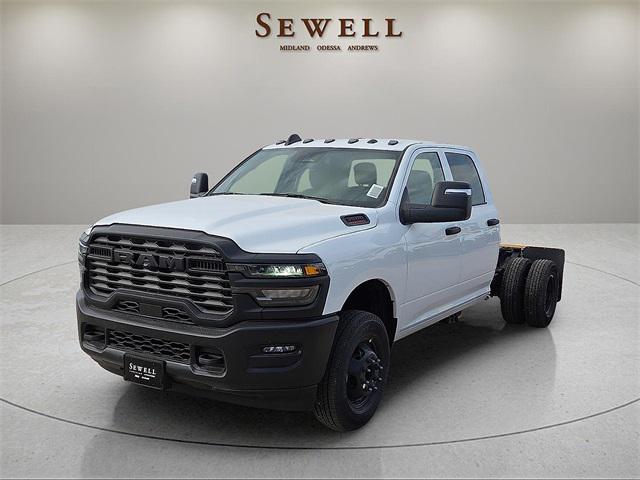 2026 RAM Ram 3500 Chassis Cab RAM 3500 TRADESMAN CREW CAB CHASSIS 4X4 60 CA