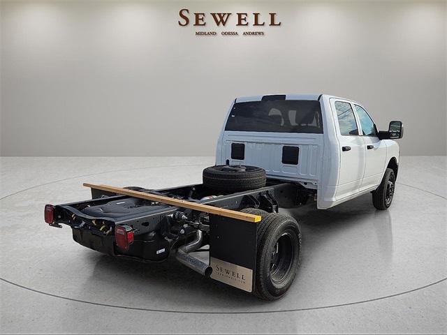 2026 RAM Ram 3500 Chassis Cab RAM 3500 TRADESMAN CREW CAB CHASSIS 4X4 60 CA 2026 RAM Ram 3500 Chassis Cab RAM 3500 TRADESMAN CREW CAB CHASSIS 4X4 60 CA