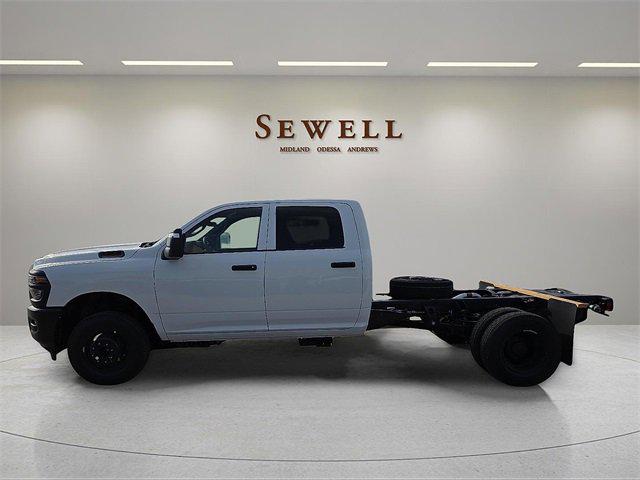 2026 RAM Ram 3500 Chassis Cab RAM 3500 TRADESMAN CREW CAB CHASSIS 4X4 60 CA 2026 RAM Ram 3500 Chassis Cab RAM 3500 TRADESMAN CREW CAB CHASSIS 4X4 60 CA