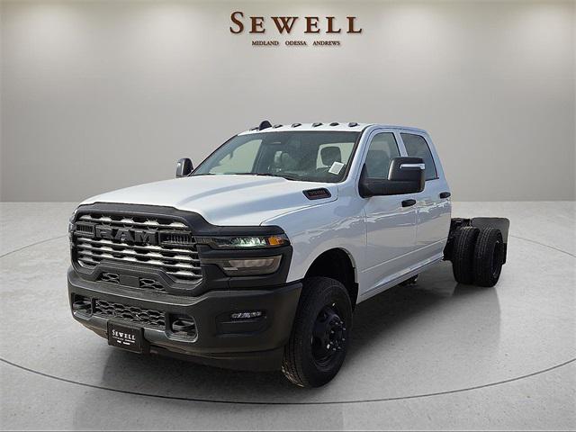 2026 RAM Ram 3500 Chassis Cab RAM 3500 TRADESMAN CREW CAB CHASSIS 4X4 60 CA 2026 RAM Ram 3500 Chassis Cab RAM 3500 TRADESMAN CREW CAB CHASSIS 4X4 60 CA