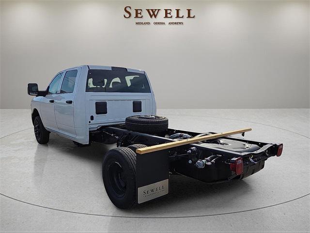 2026 RAM Ram 3500 Chassis Cab RAM 3500 TRADESMAN CREW CAB CHASSIS 4X4 60 CA 2026 RAM Ram 3500 Chassis Cab RAM 3500 TRADESMAN CREW CAB CHASSIS 4X4 60 CA