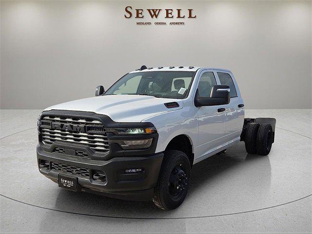 2026 RAM Ram 3500 Chassis Cab RAM 3500 TRADESMAN CREW CAB CHASSIS 4X4 60 CA 2026 RAM Ram 3500 Chassis Cab RAM 3500 TRADESMAN CREW CAB CHASSIS 4X4 60 CA