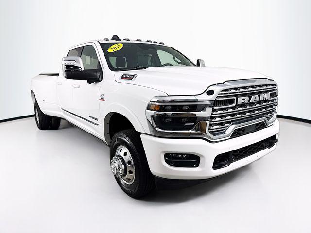 2026 RAM Ram 3500 RAM 3500 LIMITED CREW CAB 4X4 8 BOX 2026 RAM Ram 3500 RAM 3500 LIMITED CREW CAB 4X4 8 BOX