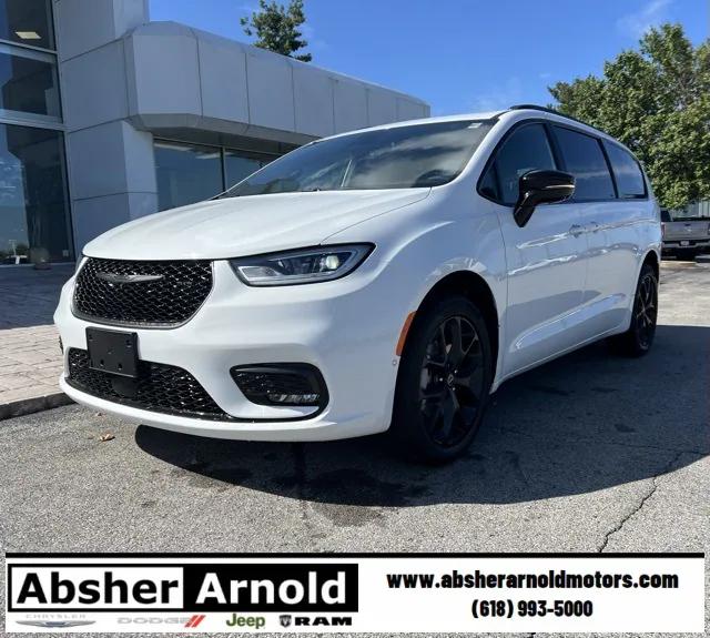 2026 Chrysler Pacifica PACIFICA LIMITED AWD