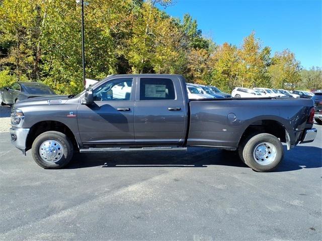 2026 RAM Ram 3500 RAM 3500 TRADESMAN CREW CAB 4X4 8 BOX 2026 RAM Ram 3500 RAM 3500 TRADESMAN CREW CAB 4X4 8 BOX