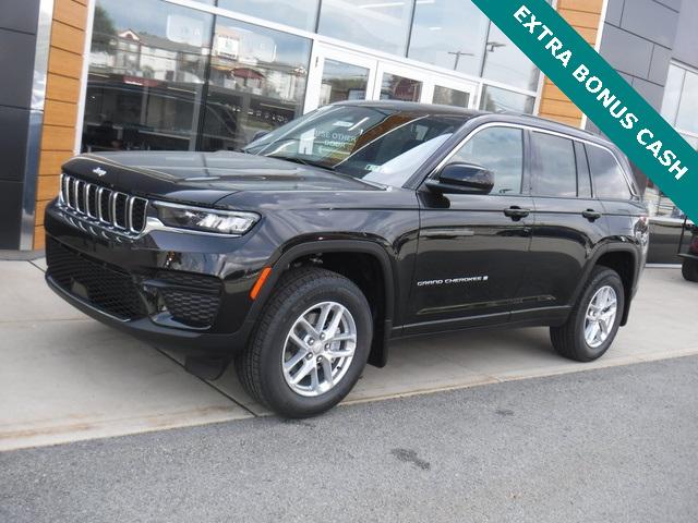 2025 Jeep Grand Cherokee GRAND CHEROKEE LAREDO X 4X4 2025 Jeep Grand Cherokee GRAND CHEROKEE LAREDO X 4X4