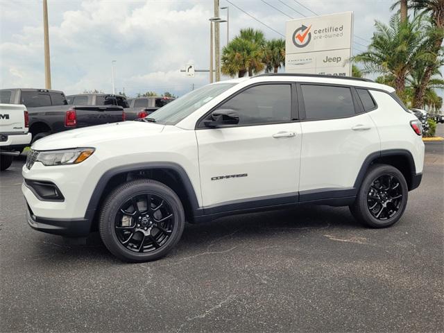 2025 Jeep Compass COMPASS LATITUDE 4X4