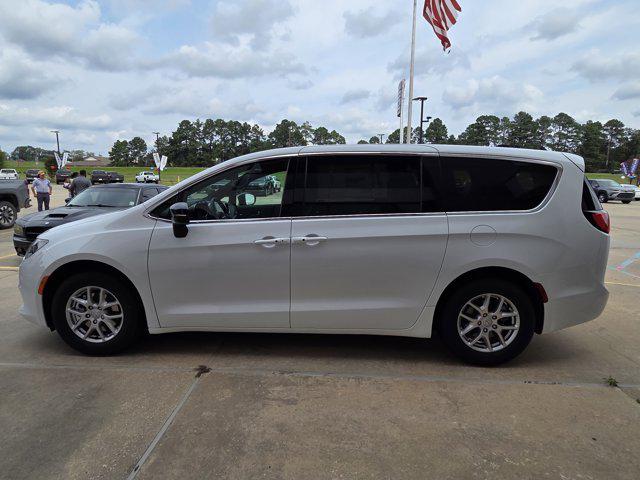 2026 Chrysler Voyager VOYAGER LX