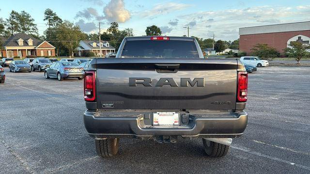 2026 Ram 2500 Big Horn Crew Cab 4x4 64 Box