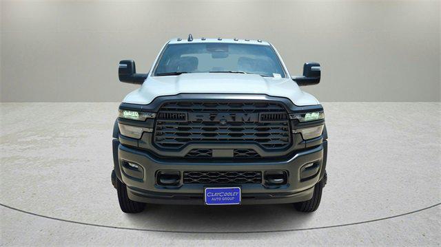 2026 RAM Ram 4500 Chassis Cab RAM 4500 TRADESMAN CHASSIS CREW CAB 4X4 84 CA