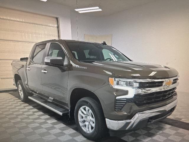 2023 Chevrolet Silverado 1500 4WD Crew Cab Short Bed LT with 2FL