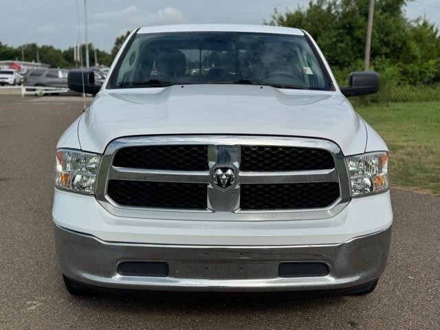 2019 RAM 1500 Classic SLT Crew Cab 4x2 64 Box