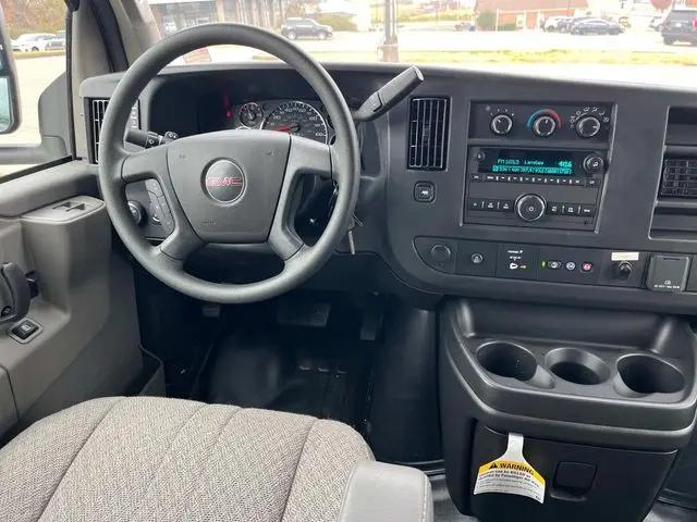 2025 GMC Savana Cutaway Work Van
