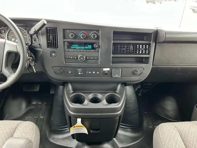 2025 GMC Savana Cutaway Work Van