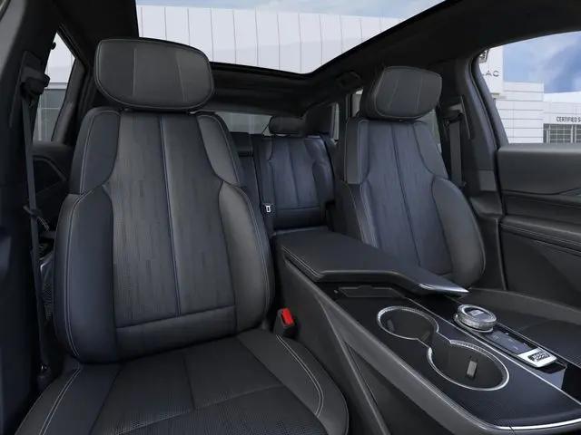 2025 Cadillac iQ Luxury w/1SC