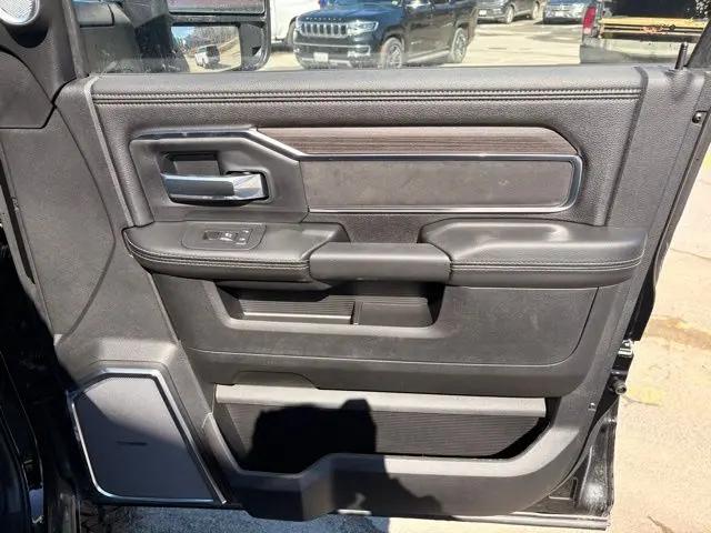 2025 Ram 2500 Laramie Crew Cab 4x4 6'4" Box