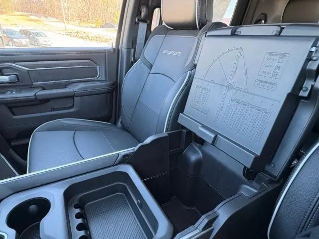 2025 Ram 2500 Laramie Crew Cab 4x4 6'4" Box