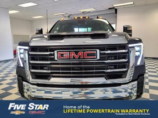 2025 GMC Sierra 2500HD 4WD Crew Cab Standard Bed SLT