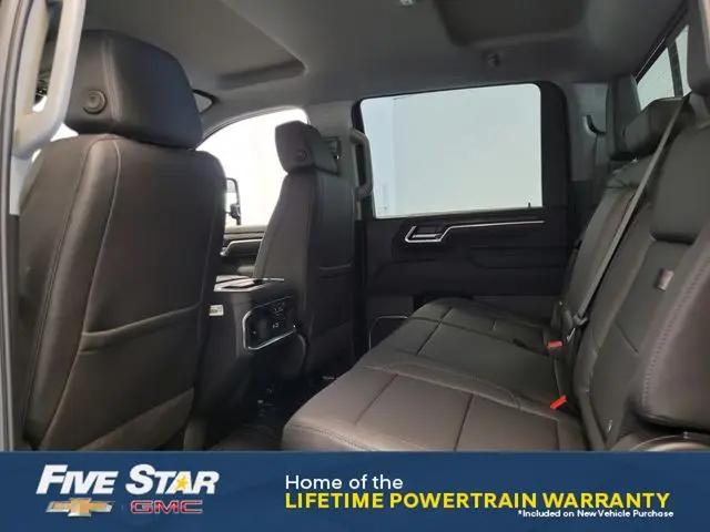 2025 GMC Sierra 2500HD 4WD Crew Cab Standard Bed SLT