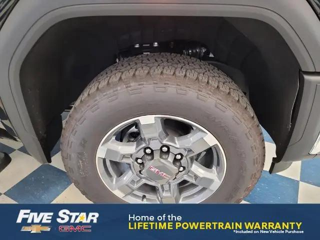2025 GMC Sierra 2500HD 4WD Crew Cab Standard Bed SLT
