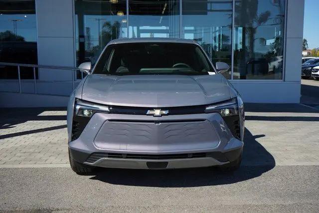 2025 Chevrolet Equinox LT 2
