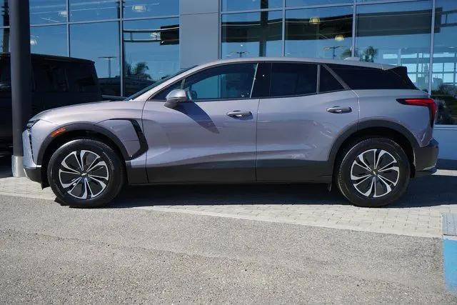 2025 Chevrolet Equinox LT 2