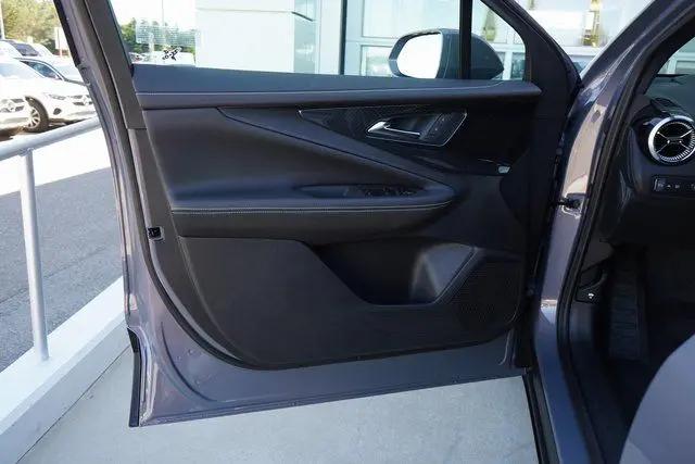 2025 Chevrolet Equinox LT 2