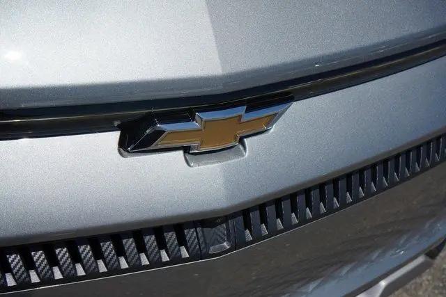 2025 Chevrolet Equinox LT 2