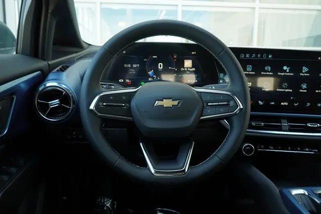 2025 Chevrolet Equinox LT 2