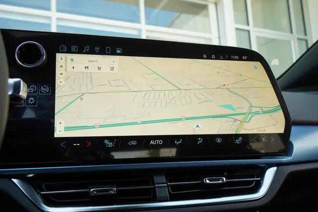2025 Chevrolet Equinox LT 2
