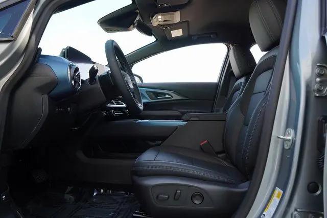 2025 Chevrolet Equinox LT 2