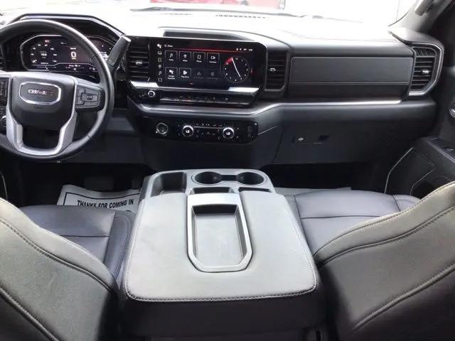2024 GMC Sierra 1500 4WD Crew Cab Short Box SLT
