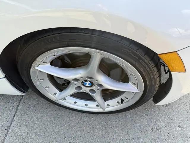 2006 BMW Z4 3.0si