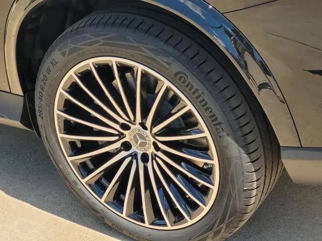 2025 Mercedes-Benz GLC 350e 4MATIC