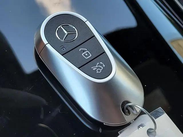 2025 Mercedes-Benz GLC 350e 4MATIC