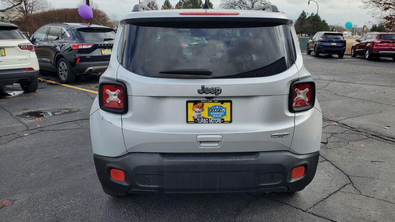 2018 Jeep Renegade Latitude FWD