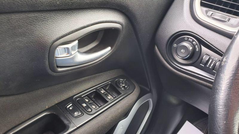 2018 Jeep Renegade Latitude FWD